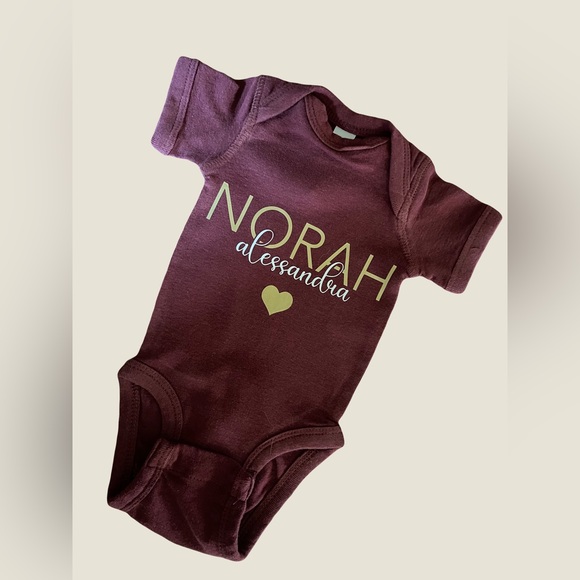 Custom personalized, baby toddler clothes, Custom Name Design, Variety color - Picture 1 of 2